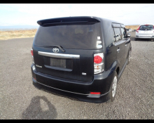 Toyota Corolla Rumion 2011