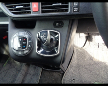 Toyota Voxy 2014