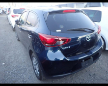 Mazda Mazda2 2021