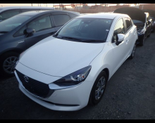 Mazda Mazda2 2021