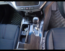 Toyota Crown Athlete 2015