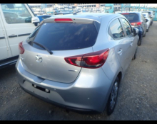 Mazda Mazda2 2021