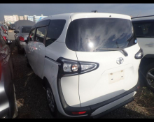 Toyota Sienta 2019