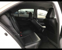 Toyota Crown Hybrid 2015