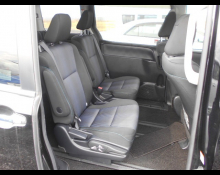 Toyota Voxy 2014