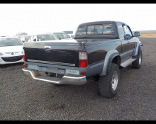Toyota Hilux Sports Pickup 2000