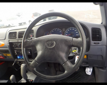 Toyota Hilux Sports Pickup 2000