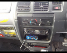 Toyota Hilux Sports Pickup 2000