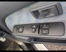 Toyota Hilux Sports Pickup 2000