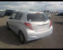 Toyota Vitz 2014