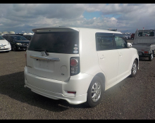 Toyota Corolla Rumion 2010