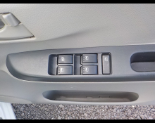 Daihatsu Mira e:S 2017