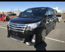 Toyota Noah 2016