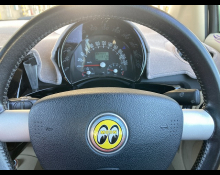 Volkswagen New Beetle 2005