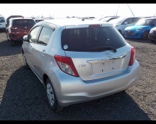 Toyota Vitz 2014