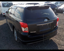 Toyota Corolla Fielder 2011