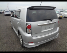 Toyota Corolla Rumion 2010