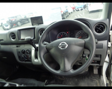 Nissan NV350 2015