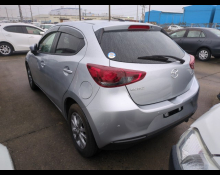 Mazda Mazda2 2022