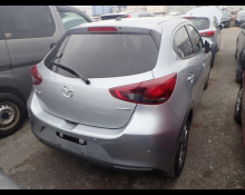 Mazda Mazda2 2021