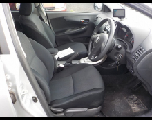 Toyota Corolla Fielder 2010