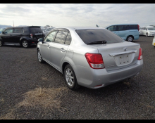 Toyota Corolla Axio 2013