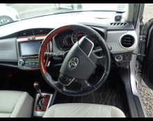 Toyota Corolla Axio 2013