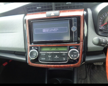 Toyota Corolla Axio 2013