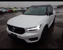 Volvo XC40 2021