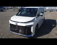 Toyota Voxy 2022