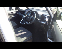 Toyota Voxy 2022