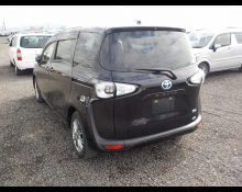 Toyota Sienta 2017