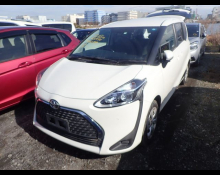 Toyota Sienta 2021