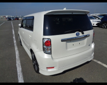 Toyota Corolla Rumion 2012