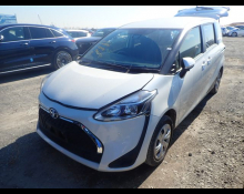 Toyota Sienta 2021