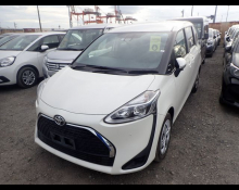 Toyota Sienta 2021