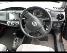 Toyota Corolla Axio 2017