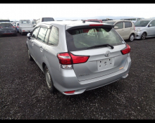 Toyota Corolla Fielder 2017