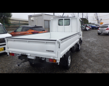 Mazda Titan Dash 2003