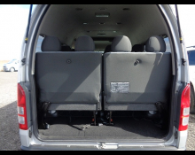 Toyota Hiace Commuter 2012