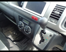 Toyota Hiace Commuter 2012