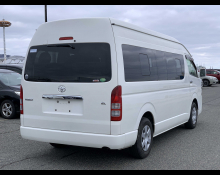 Toyota Hiace Commuter 2014