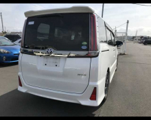 Toyota Noah 2018