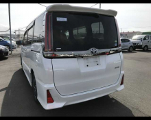 Toyota Noah 2018