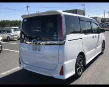 Toyota Noah 2018
