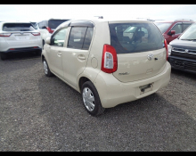 Toyota Passo 2015