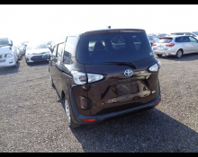 Toyota Sienta 2017