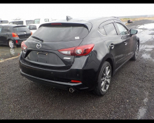 Mazda Axela Sports 2017