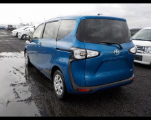 Toyota Sienta 2017
