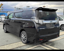 Toyota Vellfire 2015